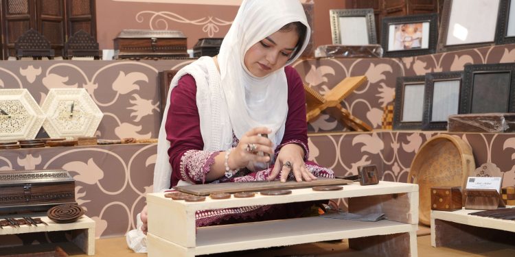 Indian Heritage at 19th HGH India connects traditional craft, artisans with the industry